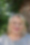 Meet single women from France